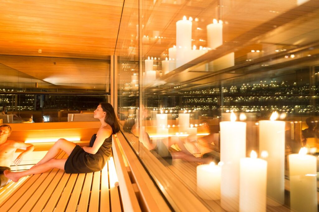 Therme Lindau am Bodensee - Sauna mir Kerzen